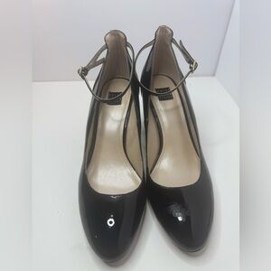 White House Black Market Black Patent Leather Women Shoes Size 8M